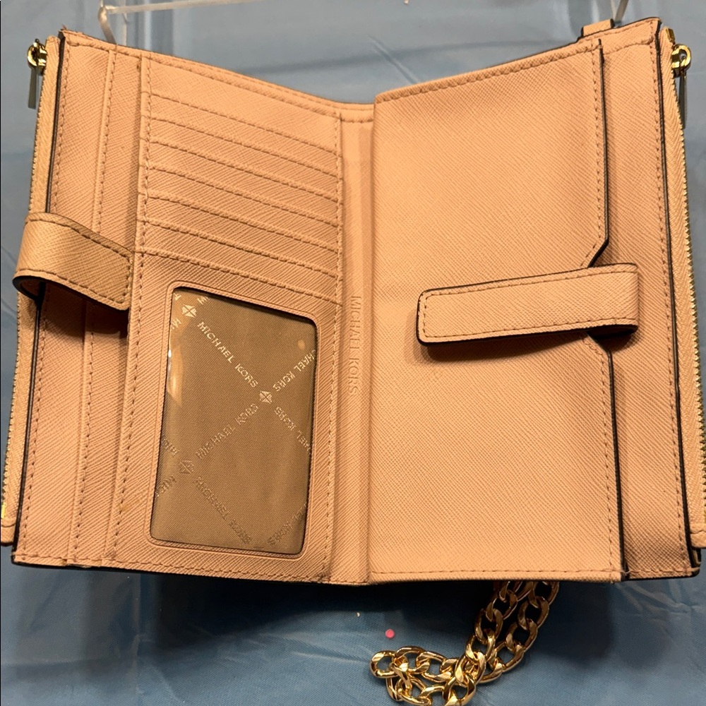 Michael Kors Blush Pink Wristlet with Gold Chain EUC - Picture 8 of 12